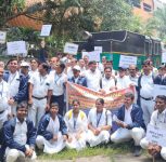 120 Station Masters in Pune Railway Division Stage ‘Power Day’ Agitation, Submit Memorandum with Key Demands