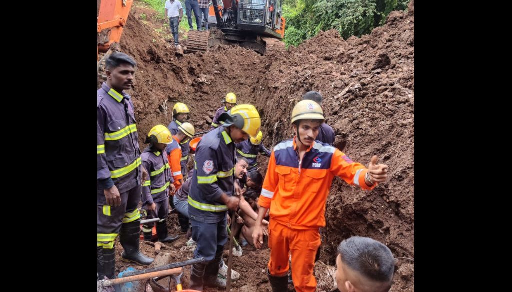 Three Workers Trapped Under Debris at Construction Site in Nanded City
