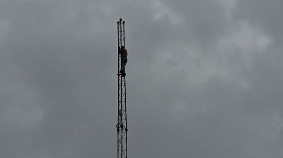 Wagholi Man Scales Tower to Press Demands
