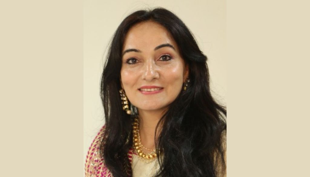 Ms Tina Bhanot
