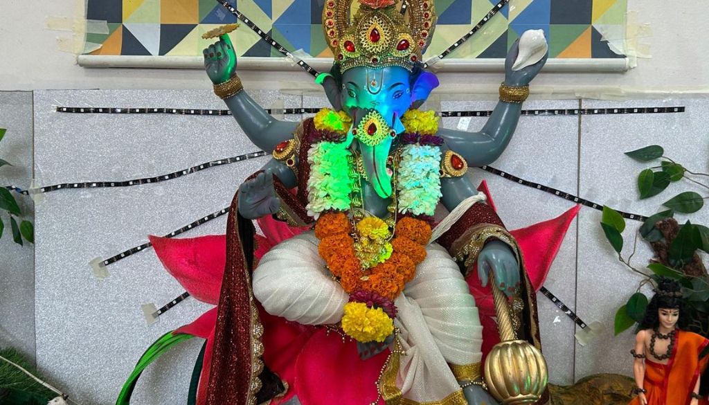 Pune Couple Crafts Dynamic Dashavatara Tableau for Ganpati