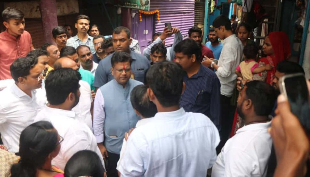 Pune Municipal Commissioner Orders Officials to Hit the Streets to Address Civic Issues