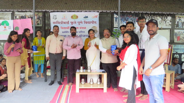 Students and Dignitaries Pay Tribute to Karmaveer Bhaurao Patil