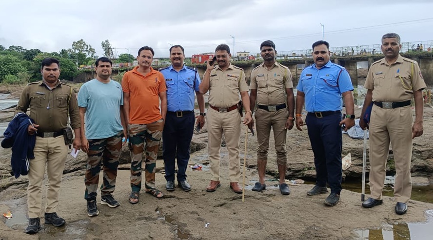 khadakwasla rescue team