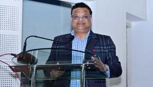 Dr. Rahul Purwar