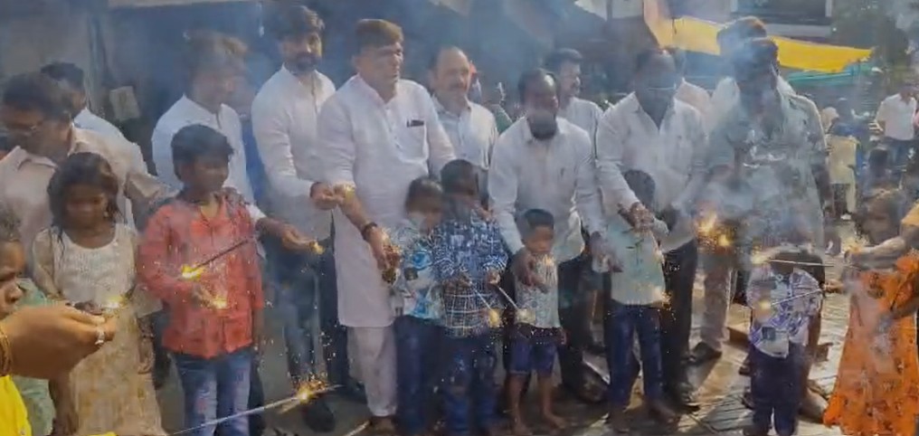 Pune Diwali Celebration for Street Kids