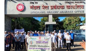 Solapur Division Walkathon Leads Swachhata Pakhwada Activities