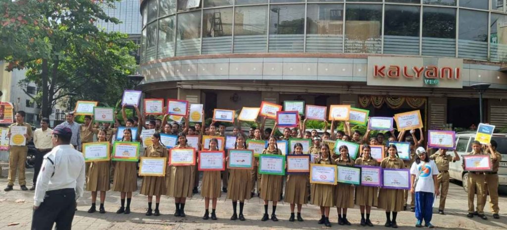 Swachh Kalyani Nagar marks Gandhi Jayanti with Traffic Awareness Drive