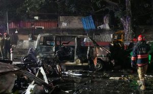 Car Blast Kills 9 in Delhi