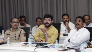 Fadnavis, Pawar Direct Immediate Intervention at Navale Bridge Accident Zone; Mohol Meets Officials