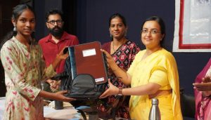 Jyoti Savitrichi Lekare