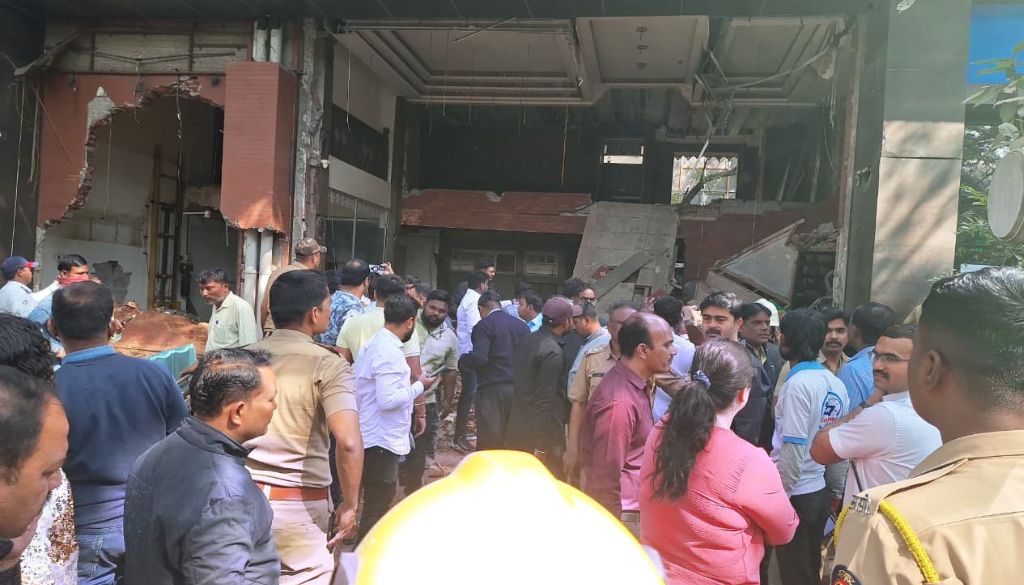 Two Injured After Slab Collapses Near Ruby Hospital