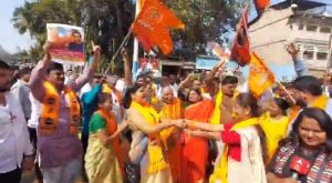 Thackeray Brothers’ Alliance Sparks Celebrations Among Party Workers in Pune