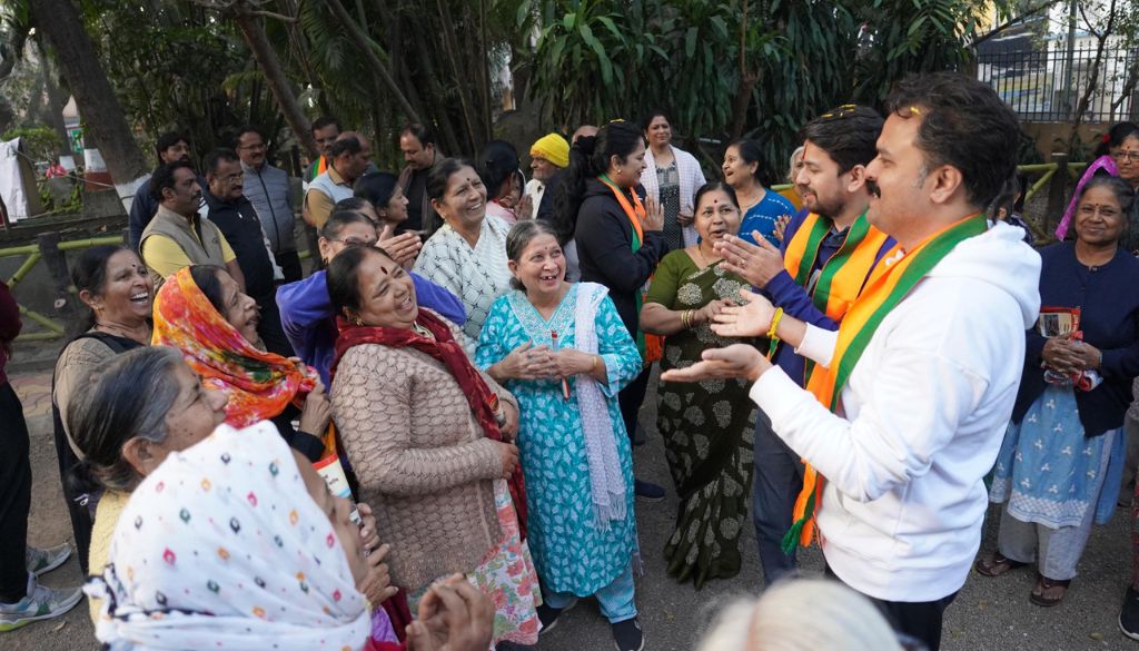 BJP Candidate Raghavendra Mankar Promises Walking Tracks, Fitness Facilities in Ward 25
