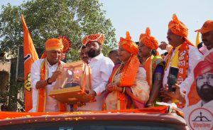 Eknath Shinde Calls on Voters to “Create History” in Sahakarnagar–Padmavati