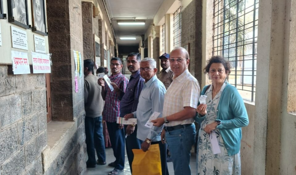 Low Early Turnout, Multi-Cornered Contest Marks Polling Day in Pune
