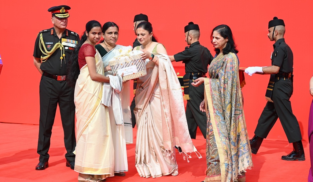 Army meet veer naaris