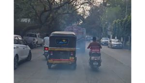 Citizens Raise Alarm Over Severe Air Pollution from Water Tankers on NIBM Road Area