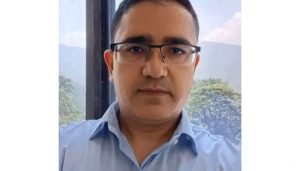 Doctor Revives Army Personnel After Mid-Air Cardiac Arrest on Delhi-Bound Flight