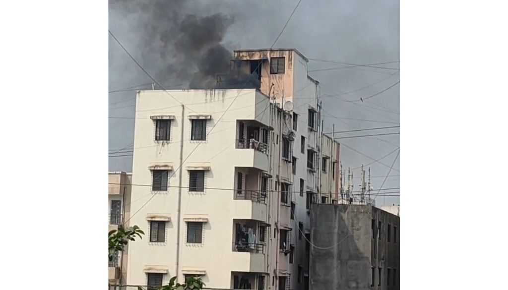 Fire Erupts on Terrace of Vadgaon Budruk Housing Society