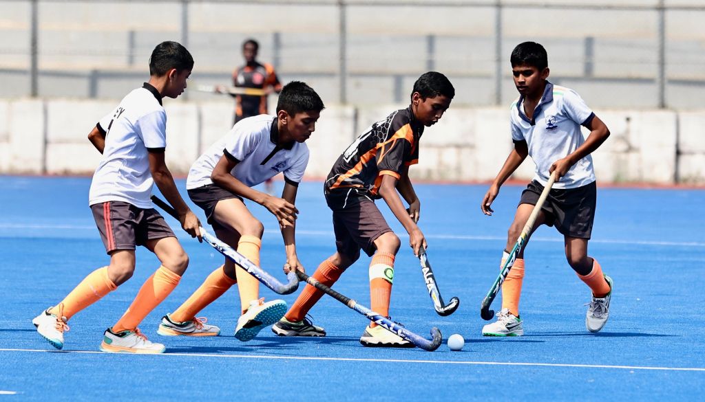 Hockey Tour