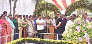 PMC’s 44th Fruit, Flower, and Vegetable Exhibition Blossoms at Chhatrapati Sambhajiraje Garden