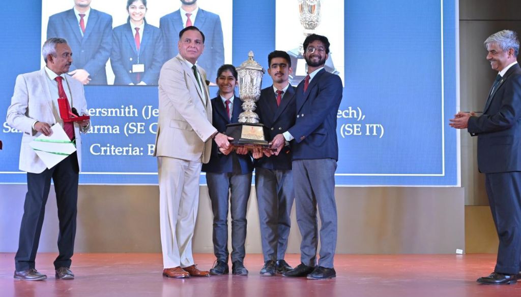 Premier Engineering Institute Marks 32 Years