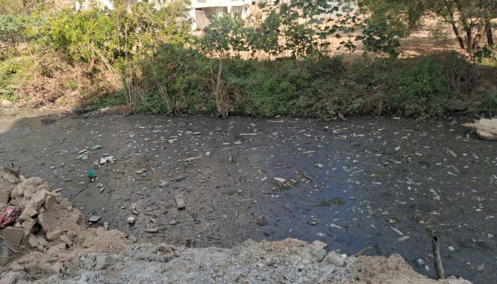 Sewage Discharge in Mohammadwadi