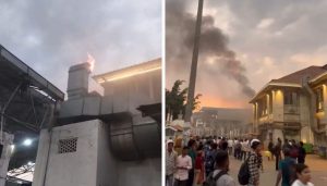 Smoke Scare at Pune Railway Station as Chimney Fire Breaks Out at Food Stall