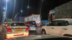 Heavy Congestion Slows Mumbai-Pune Expressway