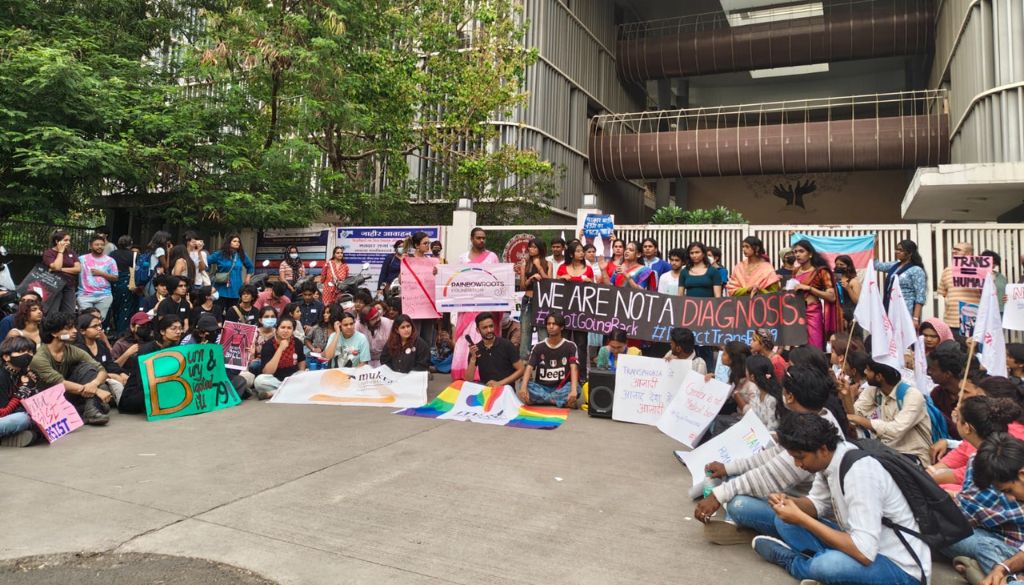 LGBTQIA+ Community in Pune Opposes New Transgender Act
