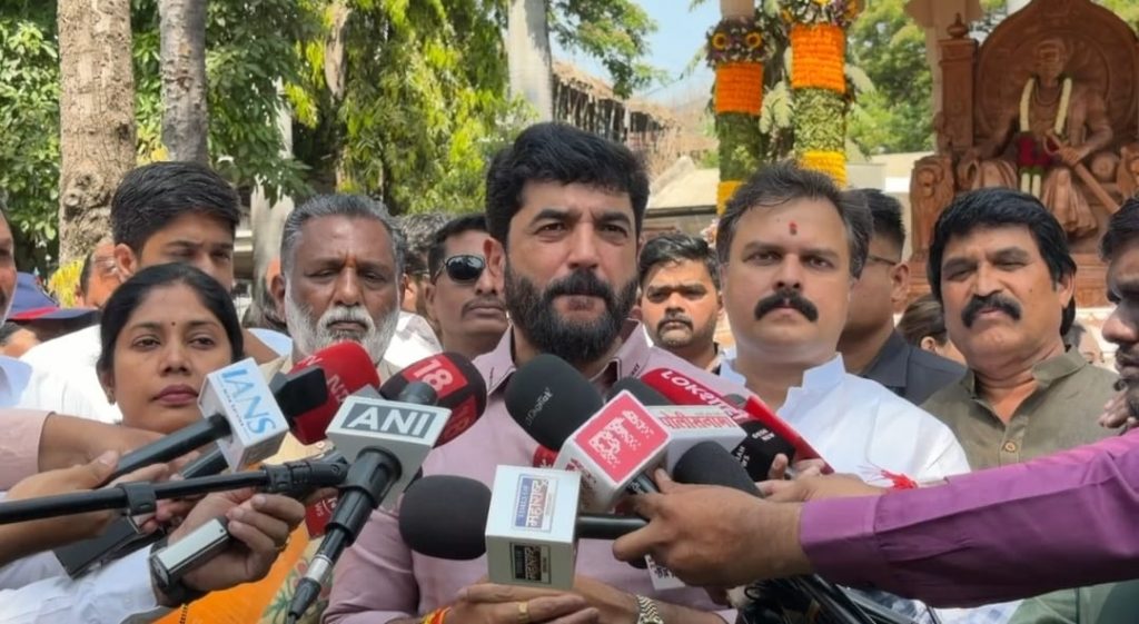Minister Murlidhar Mohol Responds to Rohit Pawar’s Doubts on Ajit Pawar Accident