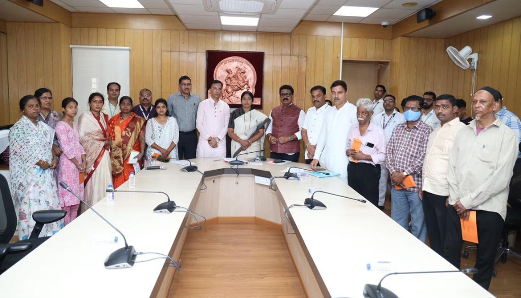PMC Provides Compensation of Rs 25 Lakh Each for 11 Contract Staff