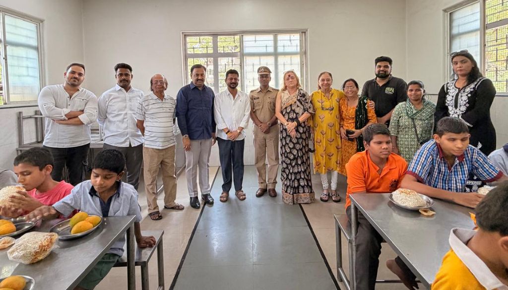 Alphonso Mango Distribution Brings Joy to Blind School Students in Koregaon Park