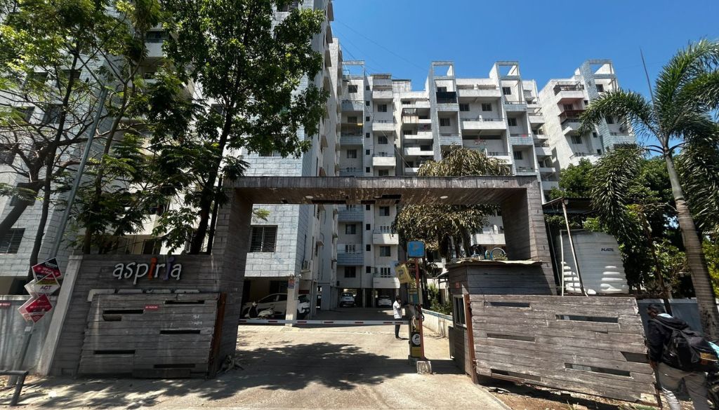 Bombay High Court Issues Non-Bailable Warrants Against Pune Builder in Hinjawadi Case