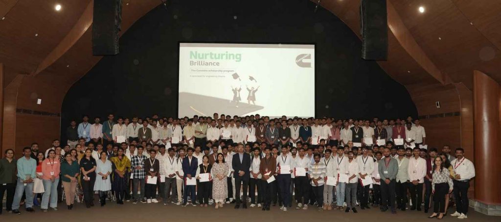 Commemoration Of Cummins in India ‘Nurturing Brilliance’ Flagship Program - inducting a new cohort of 520 Meritorious Students and awarding Scholarship
