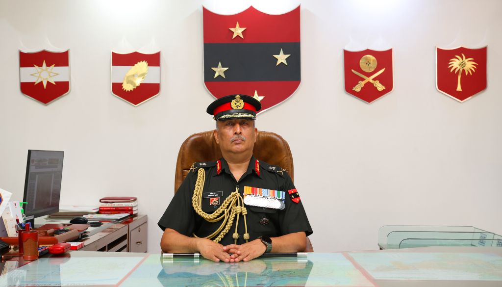 Lt Gen Sandeep Jain Takes Charge as Southern Command Chief in Pune