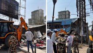 PCMC Continues Anti-Encroachment Drive on Day 2, 43 Illegal Sheds Demolished in Wakad