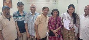 Viman Nagar Residents Flag Footpath Encroachments, Seek Safer Roads for Senior Citizens