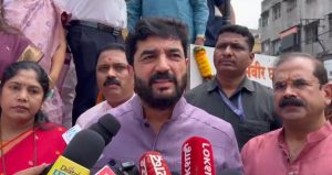 After PM Modi’s Appeal, Union Minister Murlidhar Mohol Switches to EV and Cuts Convoy to One Vehicle