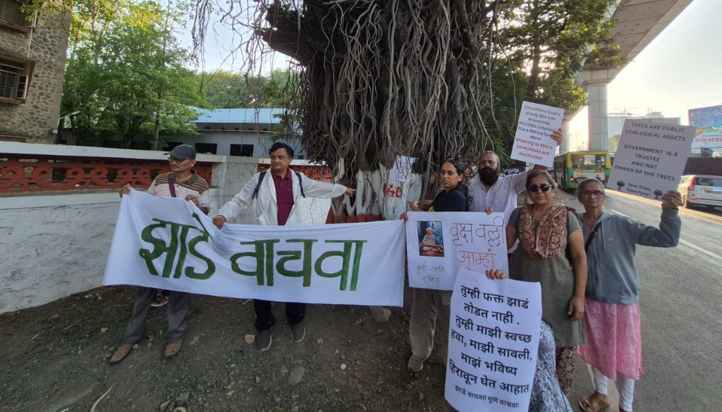 Citizens Form Human Chain Against Cutting of 529 Trees on Ganeshkhind Road