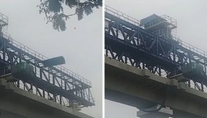 Metal Sheets From Pune Metro Site Fly Onto Highway in Pimpri Chinchwad Due to Strong Winds