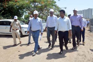 PMC Commissioner Pulls Up Officials Over Delay in Ektanagari Flood Wall Project