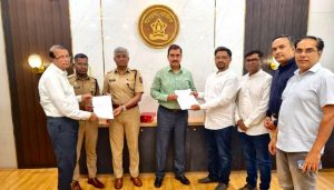 Pimpri Chinchwad Housing Society Federation Flags Crime, Traffic and Senior Citizen Safety Concerns in Meeting with Police Commissioner