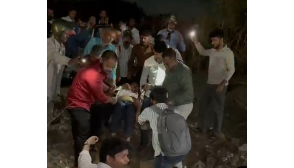 Senior Congress Leader Abhay Chhajed Injured in Car Crash at Pirangut Ghat