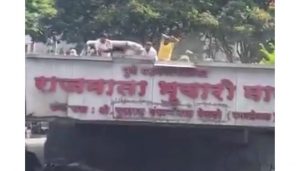Three Arrested for Assaulting Rickshaw Driver