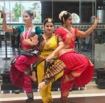 From Virtual Moonwalks to Mango Saplings: Pune Airport’s Yatri Suvidha Diwas Delights Passengers