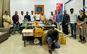 Pune Police Bust Illegal E-Cigarette and Hookah Flavor Racket in Viman Nagar
