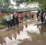 Pune Rains Worsen Hadapsar Railway Station Road; Thousands of Passengers Face Daily Ordeal