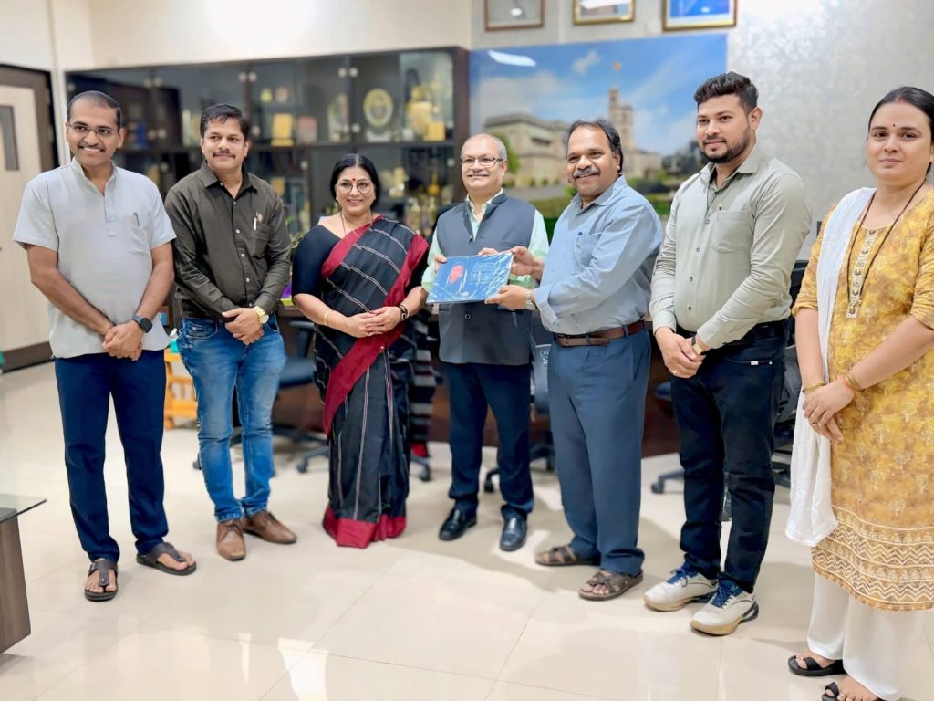 SPPU Director Honours Dr. Sanjay Chakane